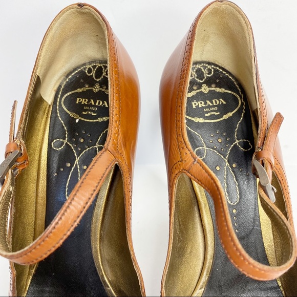 Prada Vintage Cognac Classic Almond Toe Platform - Picture 3 of 12